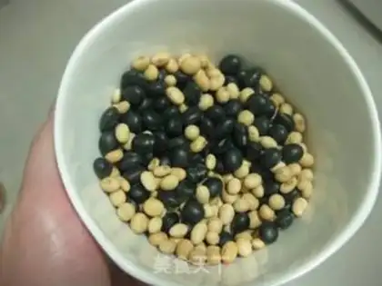 Make Red-tree black soy step 0