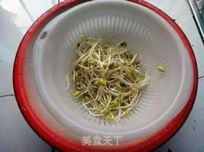 Make Soybean sprouts step 1