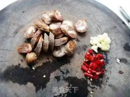 Make Weenie fried guacamole step 0