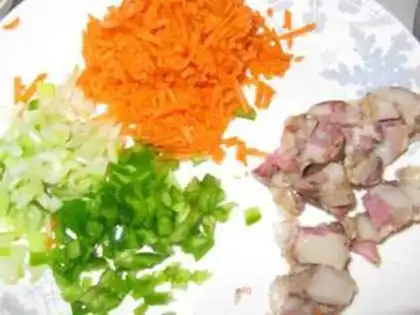 Make Weenie mushroom fried rice step 2