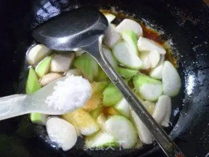 Make The apricots are burning up at night step 9