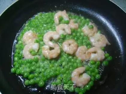 Make Shrimp green beans step 7