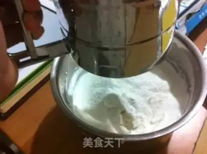Make A giraffe cake roll step 3