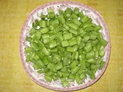 Make Garlic beans step 1