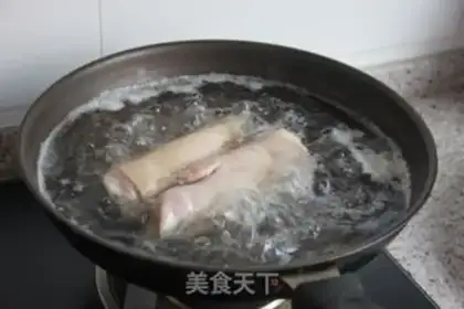 Make Hot pig hoof step 0