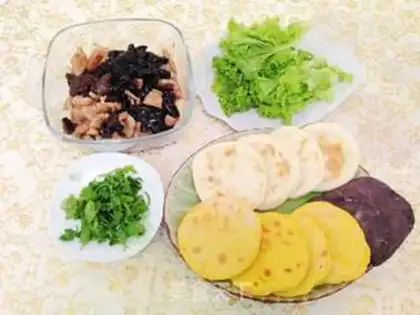Make Three-coloured meat step 18