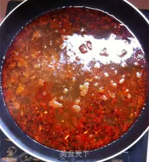 Make Spicy shrimp noodles step 3