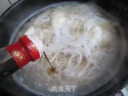 Make Chicken soup mushroom noodles step 7