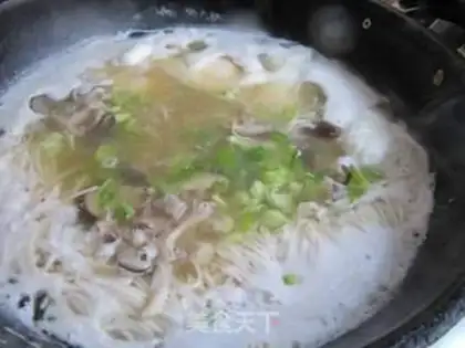 Make Chicken soup mushroom noodles step 8