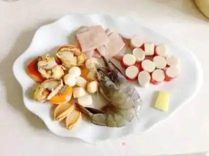 Make Seafood congee step 1