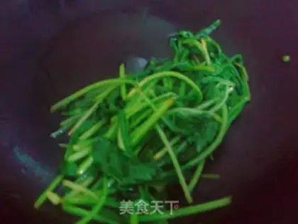 Make Smacked radish step 1