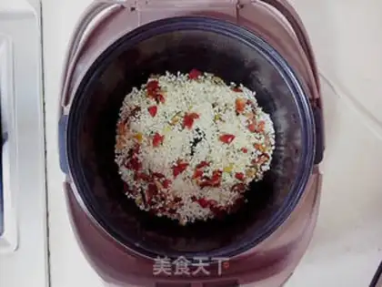 Make Dinosaur mushroom rice step 6