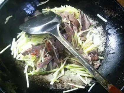 Make The sprouts and the pig