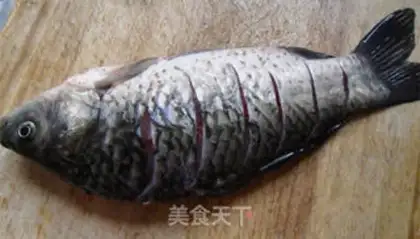 Make Clear the fish soup step 1