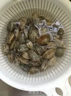Make Curry popping clams step 0