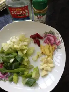 Make Curry popping clams step 1