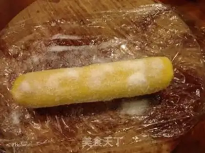 Make Frozen cookies step 12