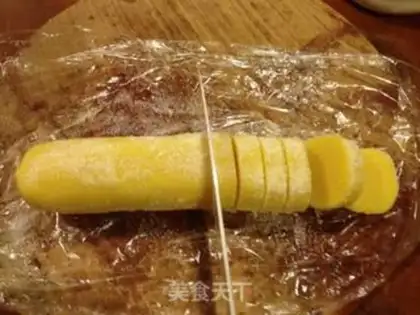 Make Frozen cookies step 13
