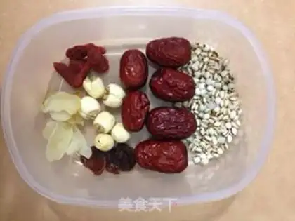 Make Delicious silver ear soup step 2