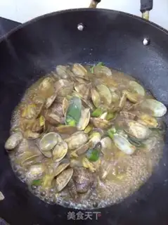 Make Curry popping clams step 8
