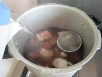 Make Spicy pig hands step 4