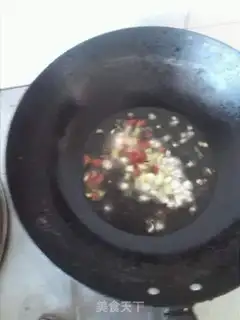 Make Fried eggs step 3