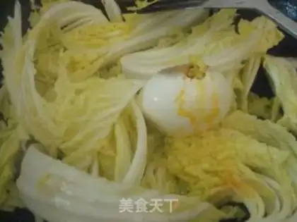 Make A duck egg doll step 4