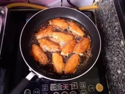 Make Coke chicken wings step 9