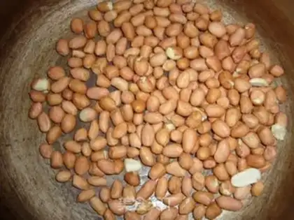 Make High-pressure cooker peanuts step 1