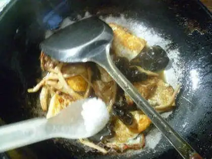 Make Scrambles, black-mucked eggs step 7