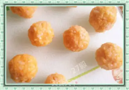 Make Gold cheese and rice balls step 2