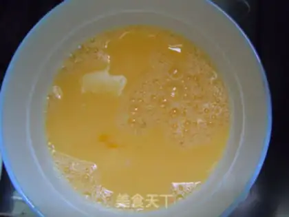 Make Autumn fried eggs step 2