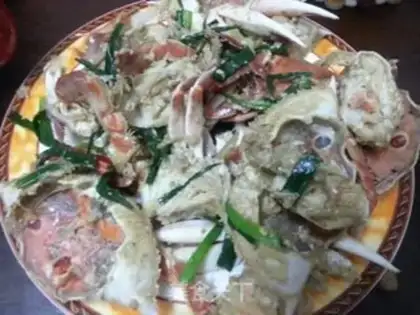 Make Ginger onions and crabs step 5