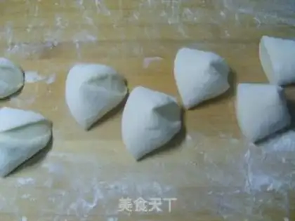 Make A big fat yellow bun step 7