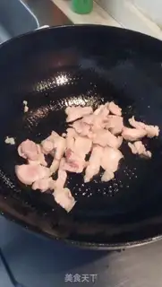 Make Soy-dried little fried meat step 2