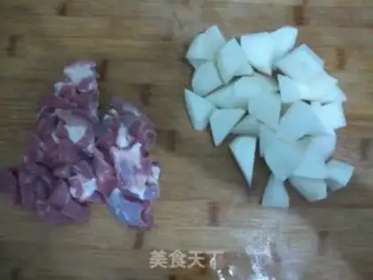 Make Farmer radish stew step 1