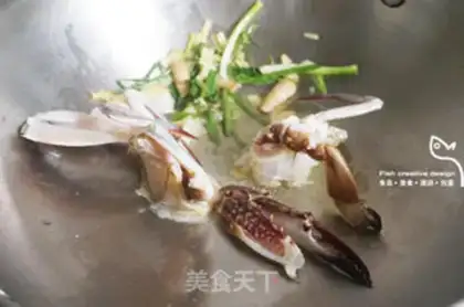 Make The porridge crabs bloom at night step 4