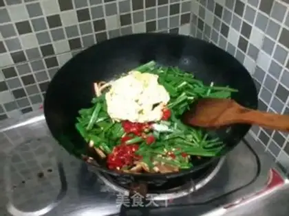 Make Screeched eggs step 4