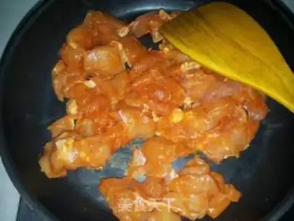 Make Chicken pizza in Orleans step 3