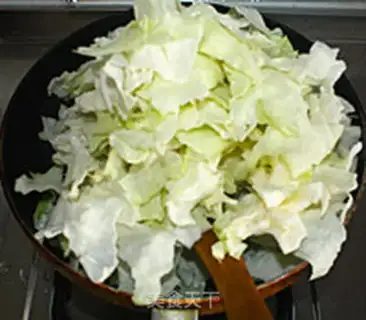 Make Pelicans tore cabbage step 6