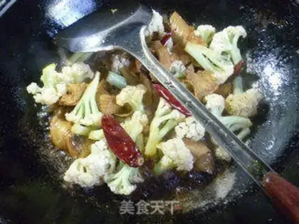 Make Hot bouquet noodles step 7