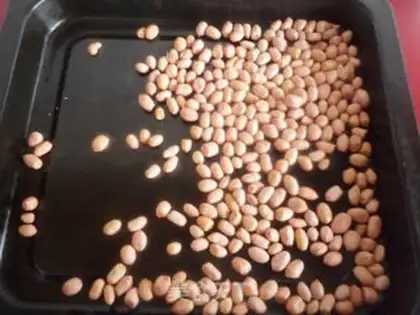 Make Homemade peanut butter step 1
