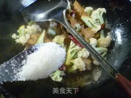Make Hot bouquet noodles step 8