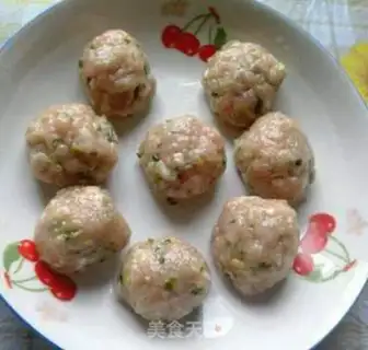 Make Squeeze meat ball step 5