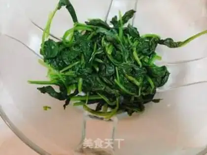 Make Emerald spinach noodles step 3