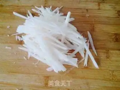 Make Sour radish step 1