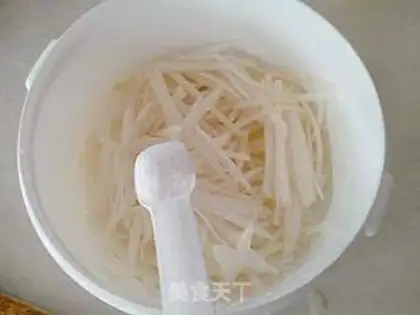 Make Sour radish step 3