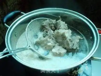 Make Lillian bone soup step 1