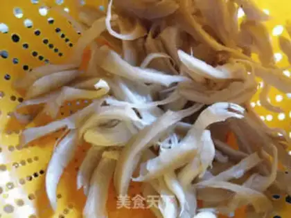 Make Old Zhongqing has three hot meals step 0