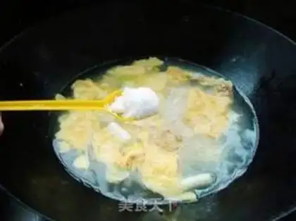 Make Bean tofu egg soup step 5
